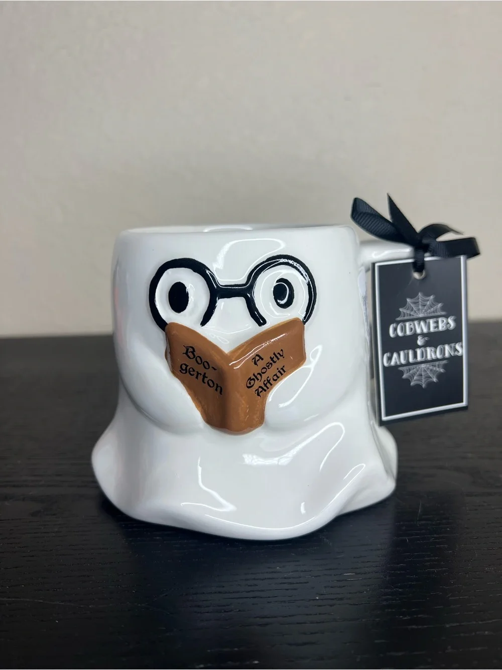 NEW Cobwebs & Cauldrons Ghost with ‘Boo-gerton A Ghostly Affair’ Book Mug